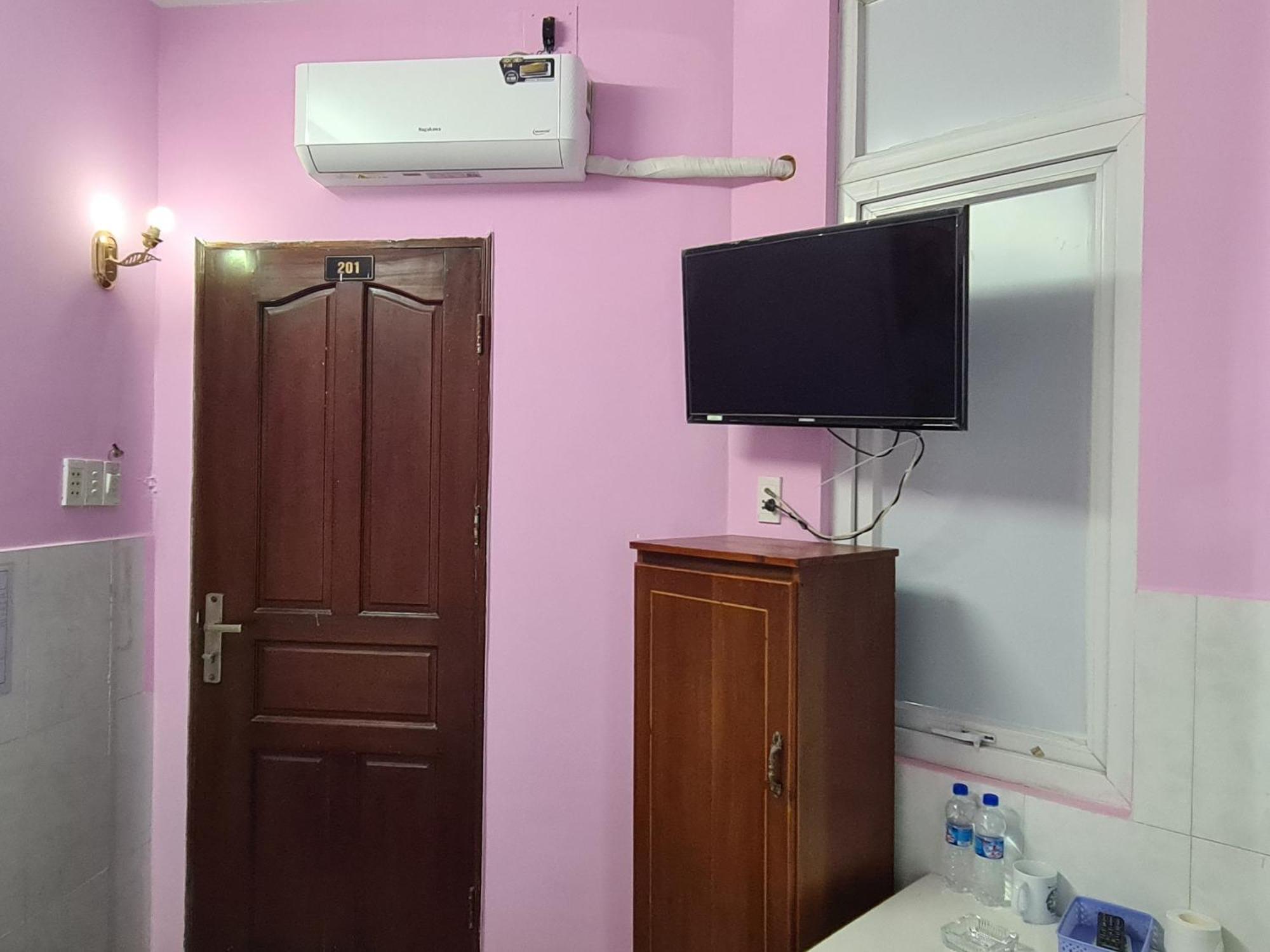 Bin Hom Motel Bien Hoa Εξωτερικό φωτογραφία
